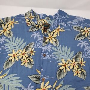 Hawaiian Reserve Collection Shirt Mens M Blue Floral Tropical Rayon Button Down